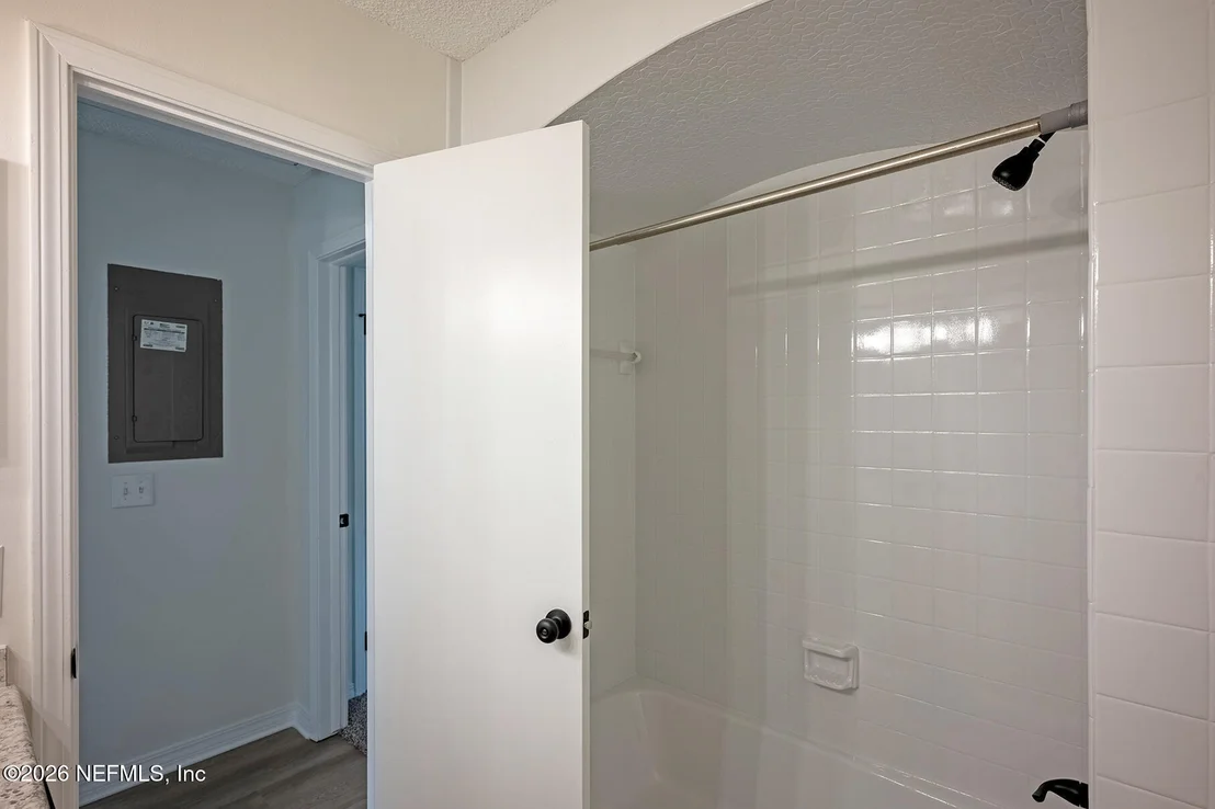 Photo of 1709 MEMORY Lane