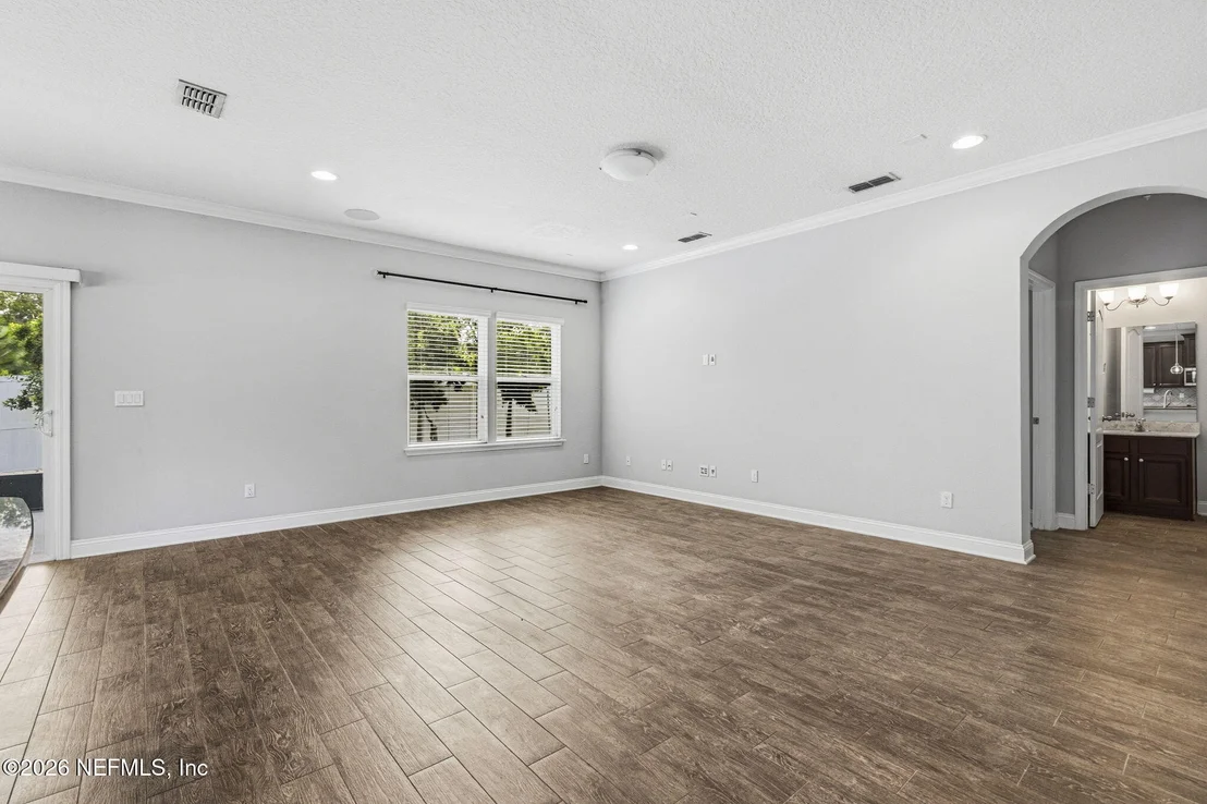 Photo of 4994 BALLASTONE Drive
