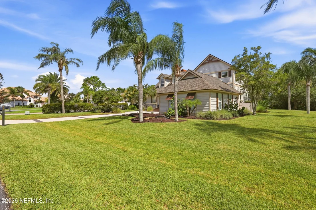 Photo of 500 TURNBERRY Lane