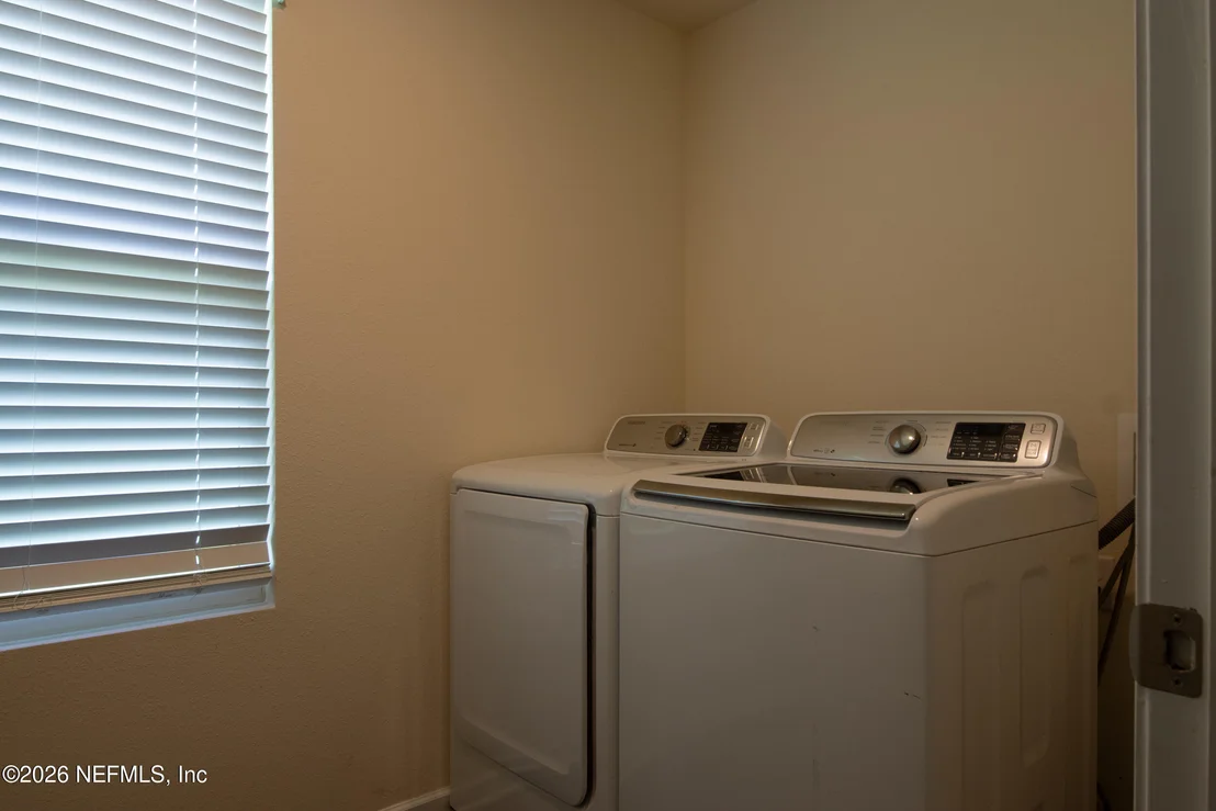 Photo of 65378 RIVER GLEN Parkway
