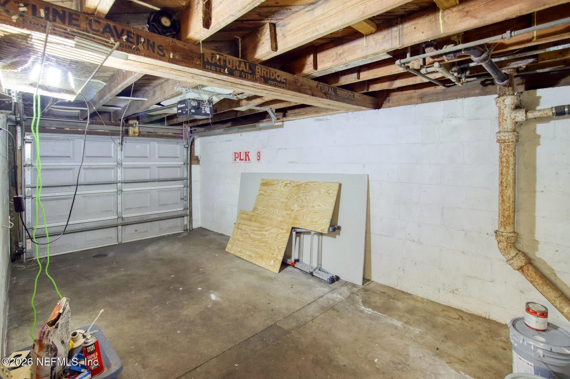 Photo of 9924 SUNSET Drive