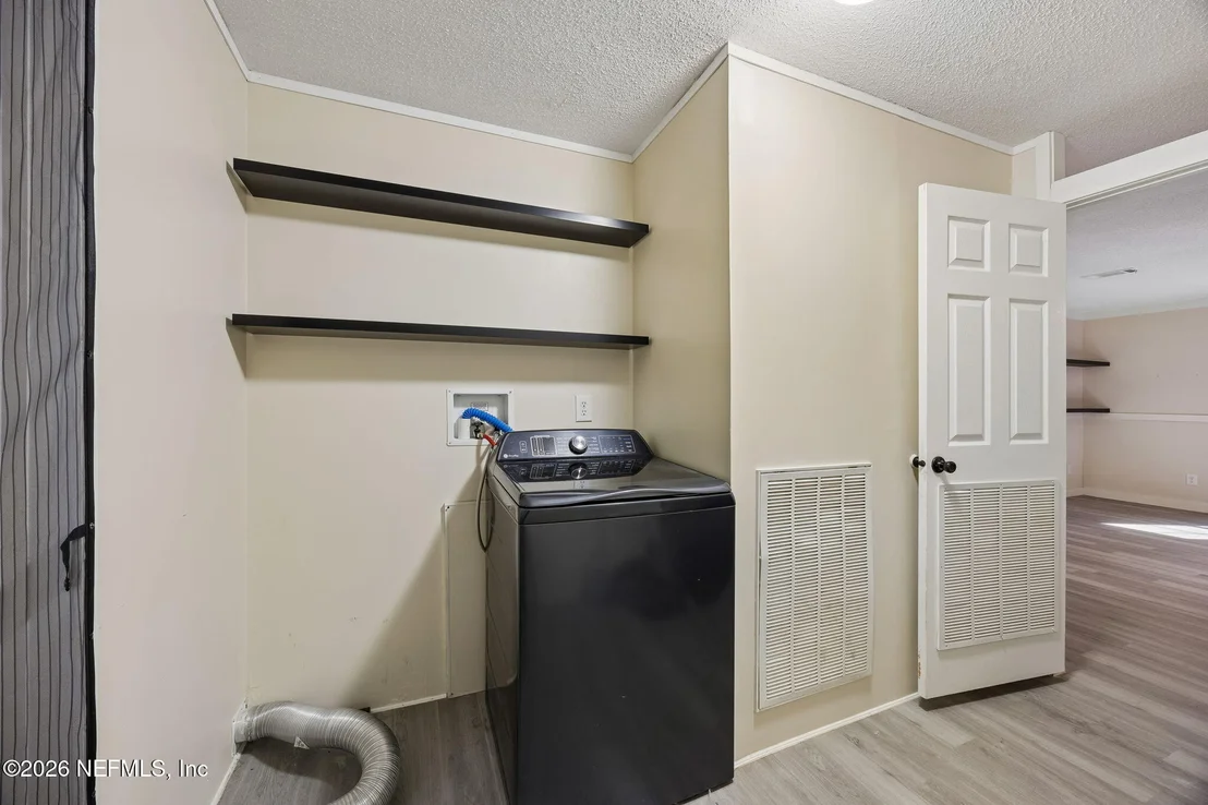 Photo of 7720 CRANBROOKE Road