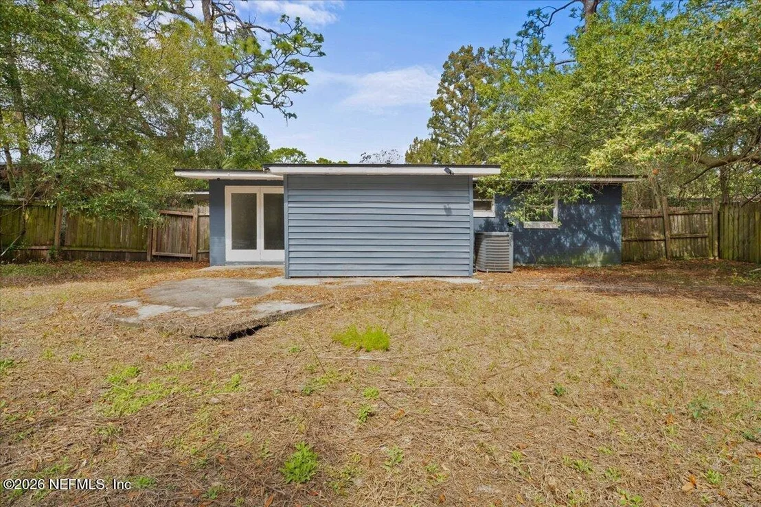 Photo of 1020 AKE Lane