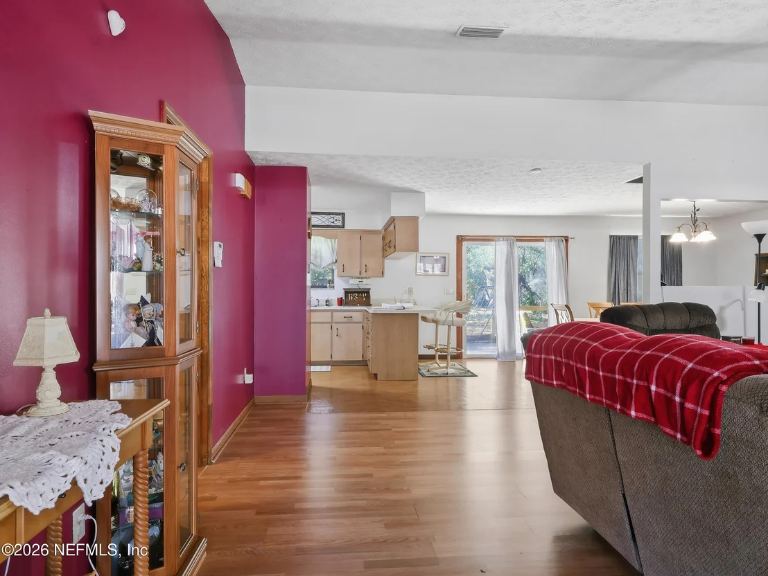 Photo of 8336 SINGLETON Place