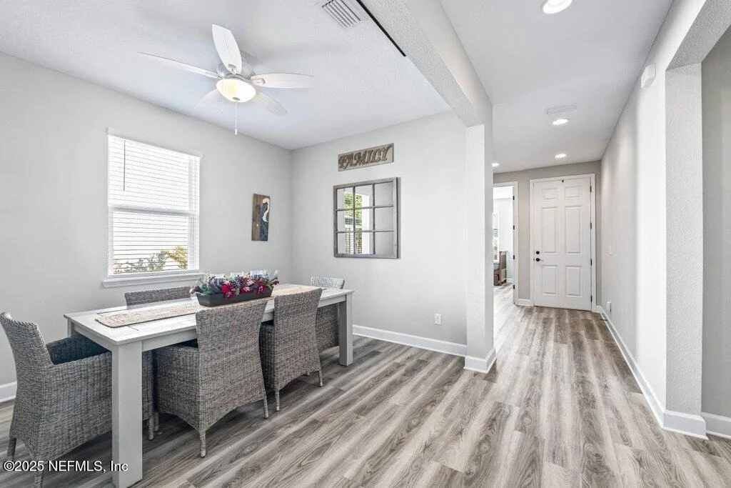 Photo of 1917 AMBERLY Drive