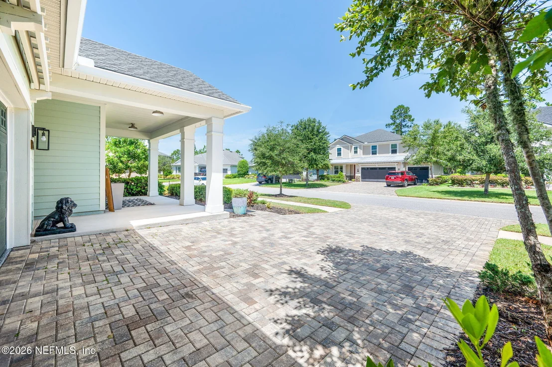 Photo of 132 PALISADE Drive