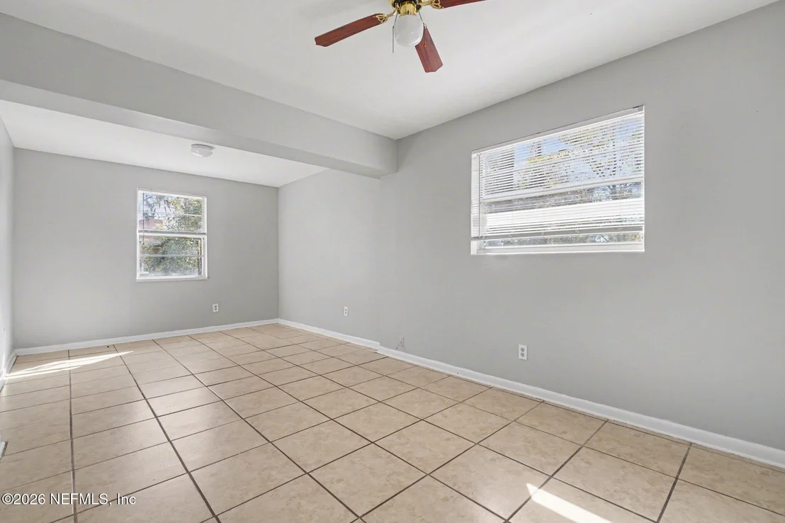 Photo of 4852 HATTERAS Road