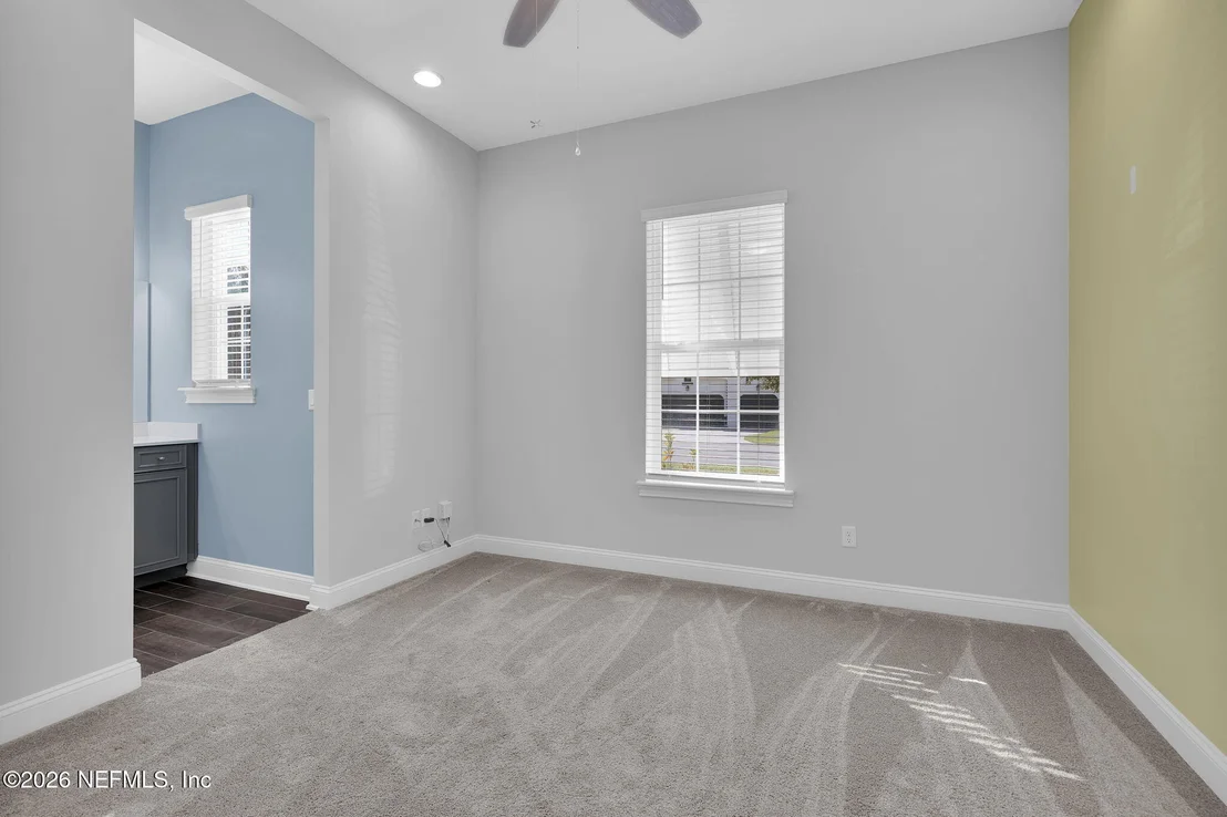 Photo of 62 BROADLEAF Lane