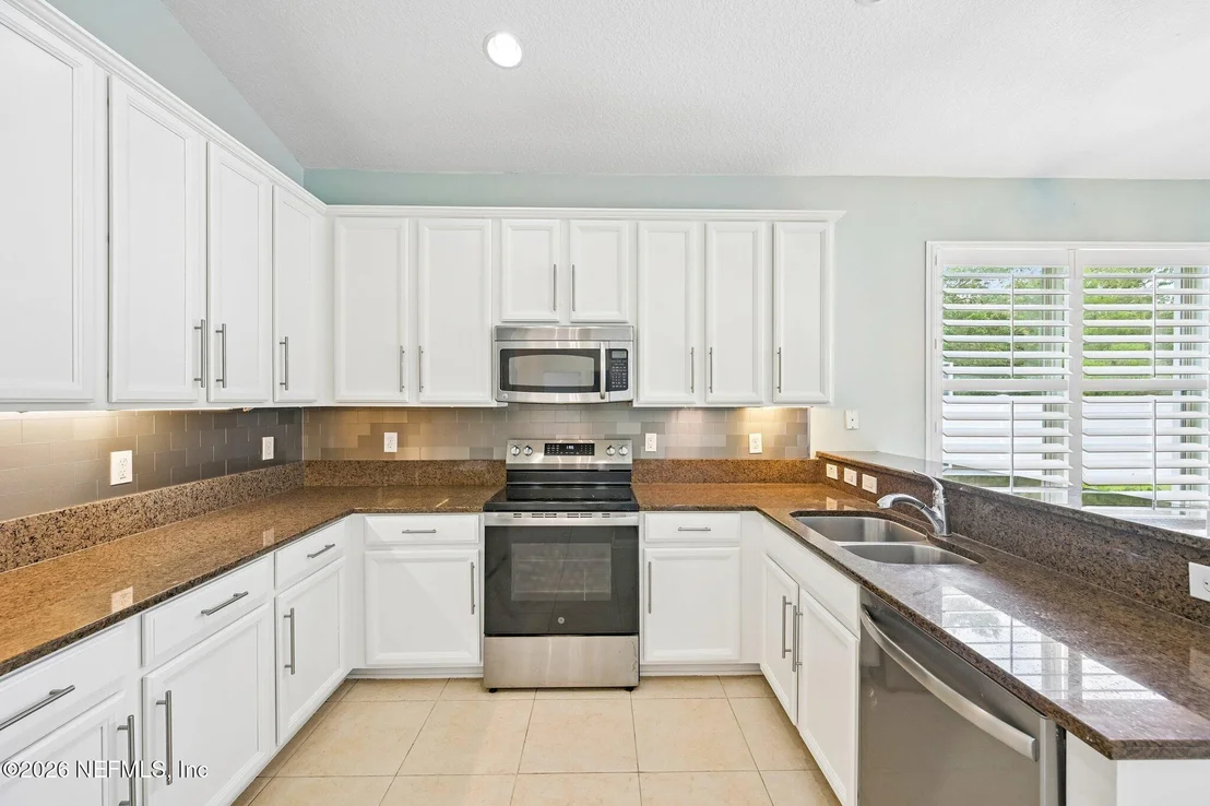 Photo of 131 CORNWALL Drive
