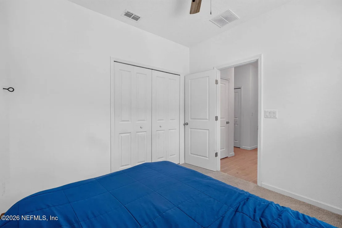 Photo of 404 LAKE SINCLAIR Street
