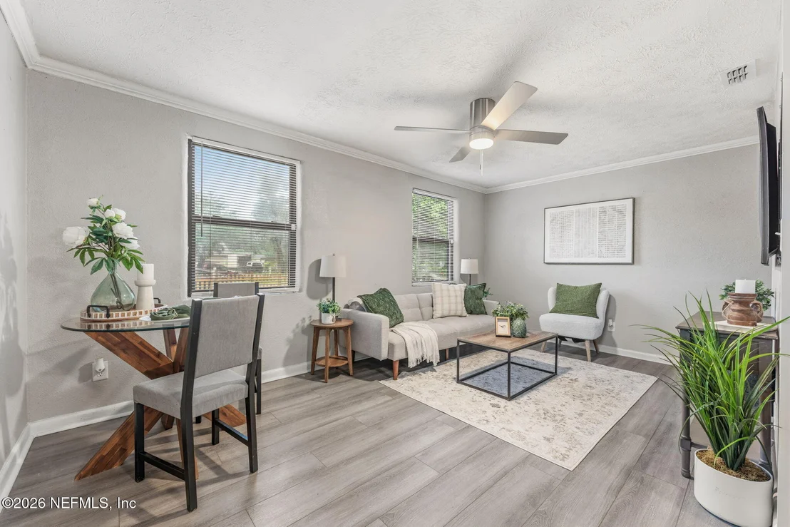 Photo of 10516 ITHACA Drive