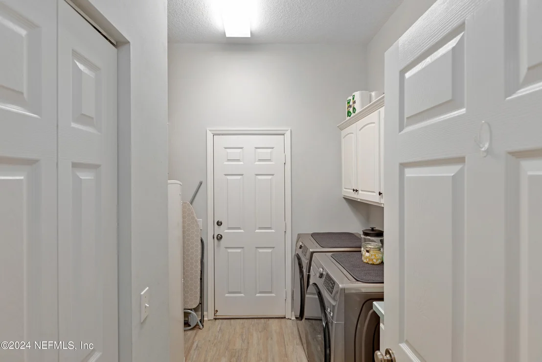 Photo of 4542 SE 3RD Place
