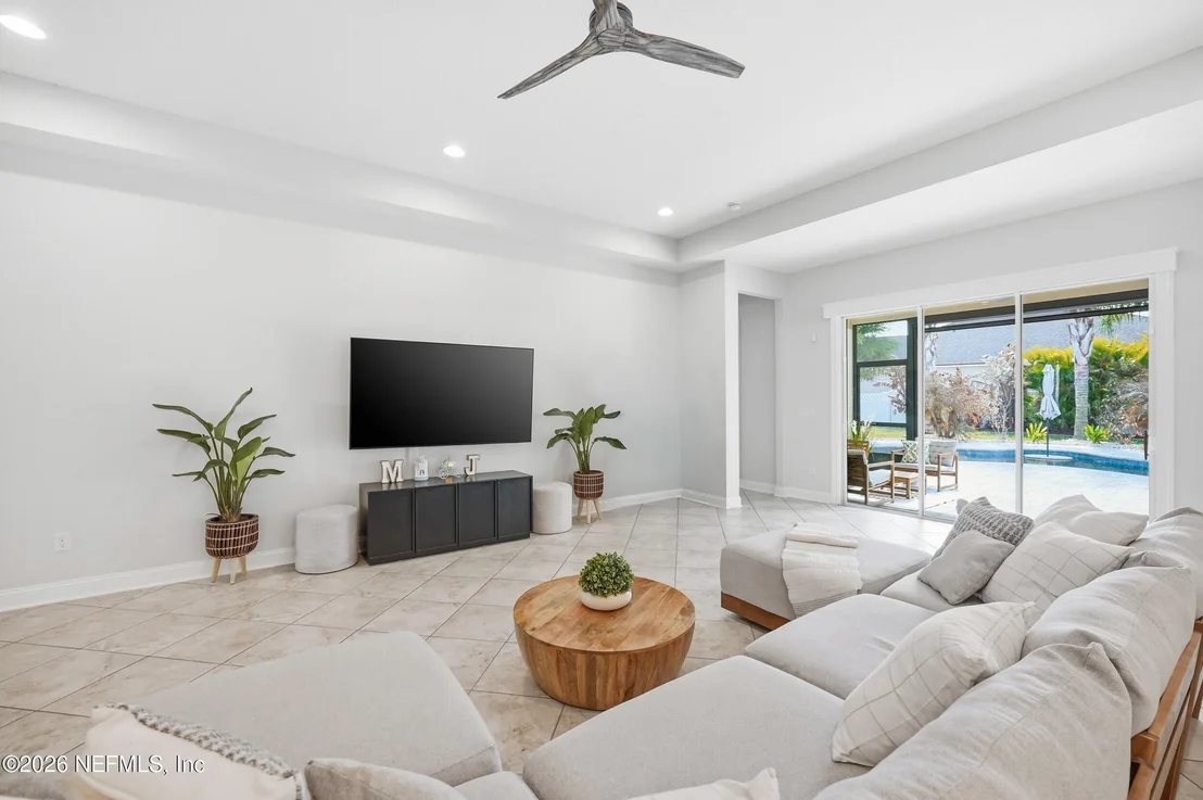 Photo of 801 MONTAGUE Drive