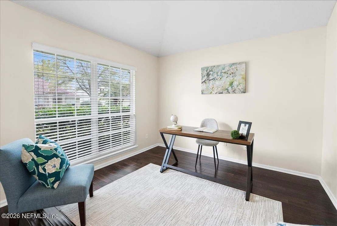Photo of 1880 OAKCHIME Drive