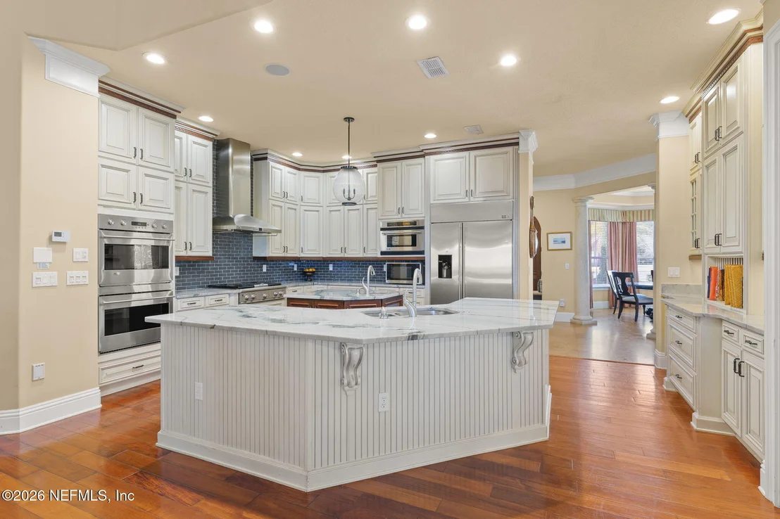 Photo of 1615 SILVER LEAF Way