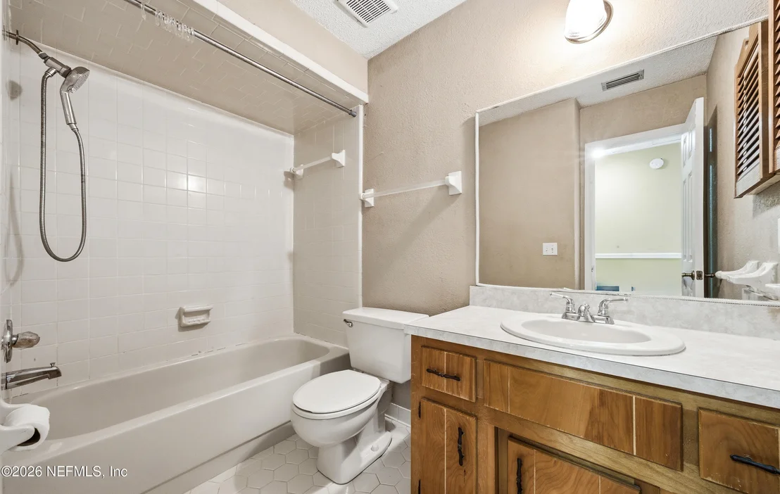 Photo of 1722 FARM Way