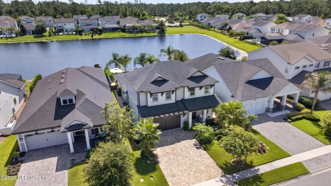 Photo of 381 PARKBLUFF Circle