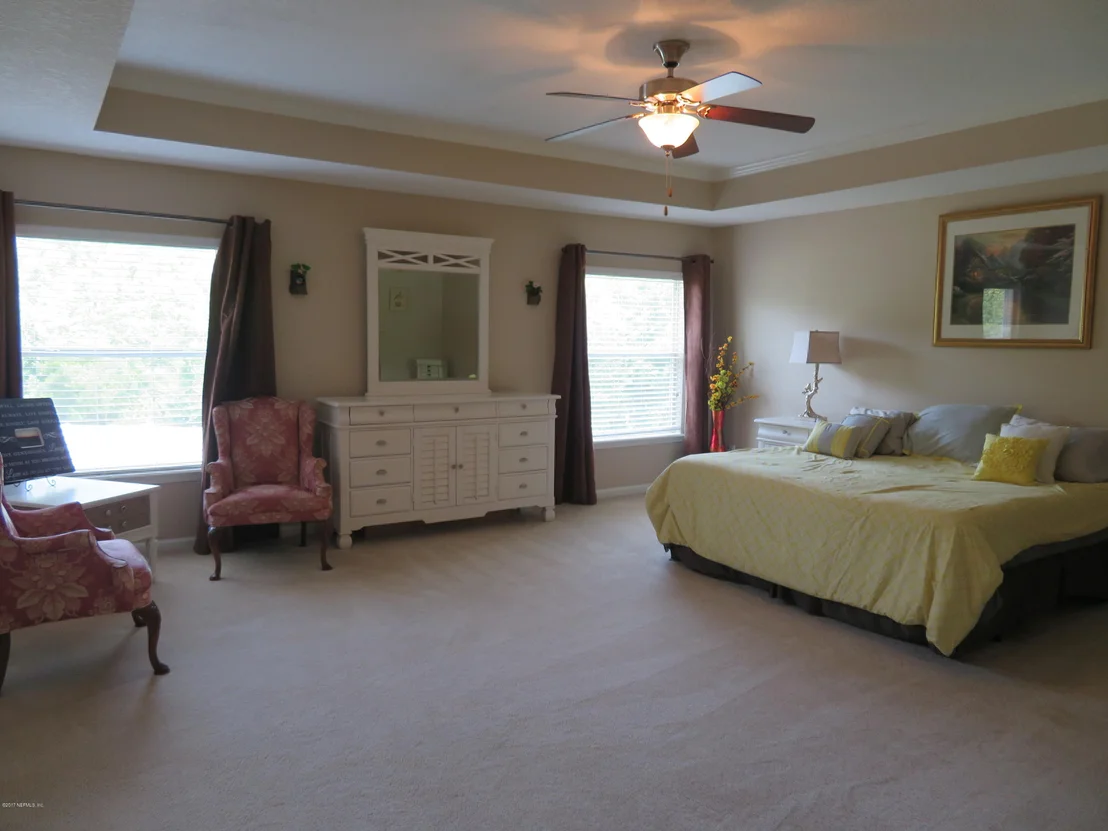 Photo of 137 CRESTHAVEN Place