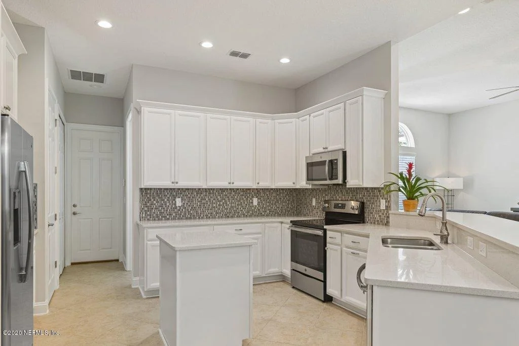 Photo of 429 VENECIA Way