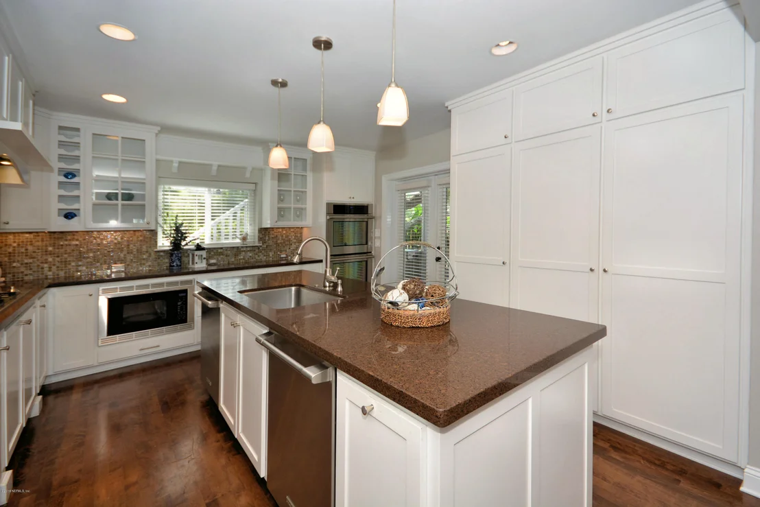 Photo of 150 12TH Street