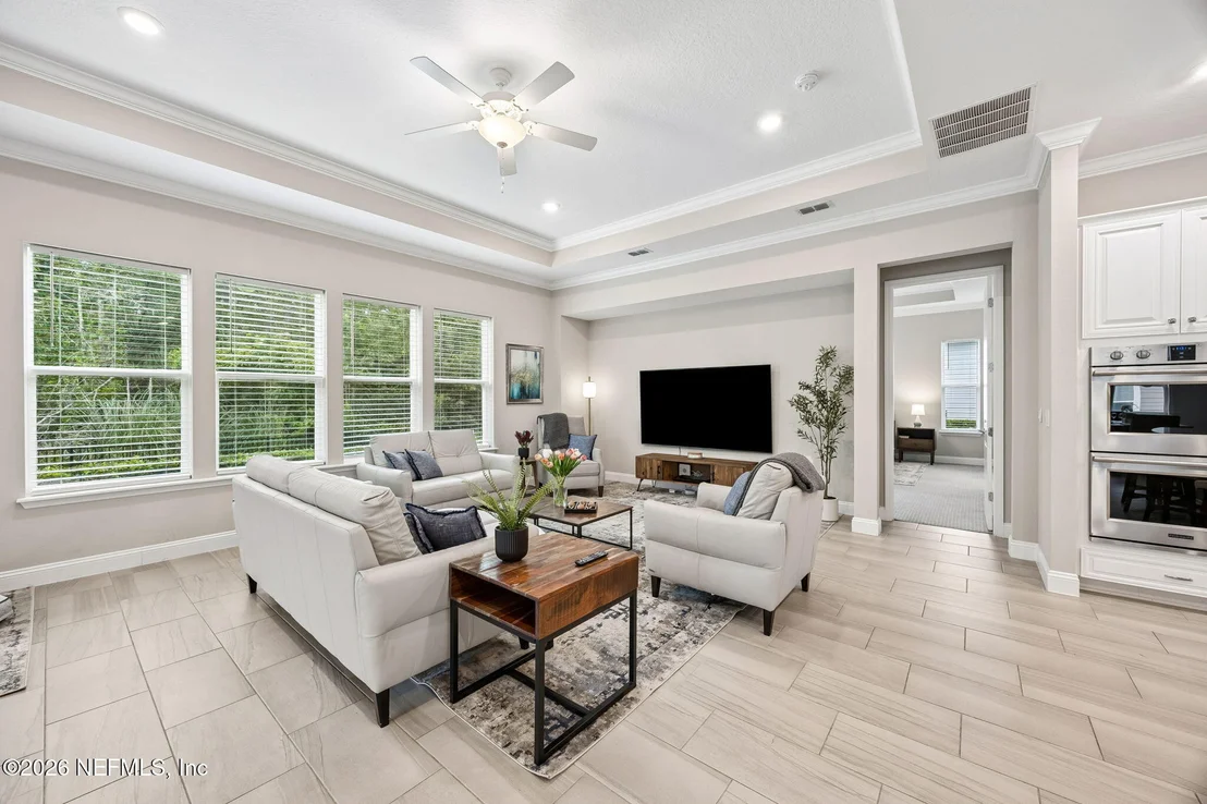 Photo of 323 ASPINWALL Parkway