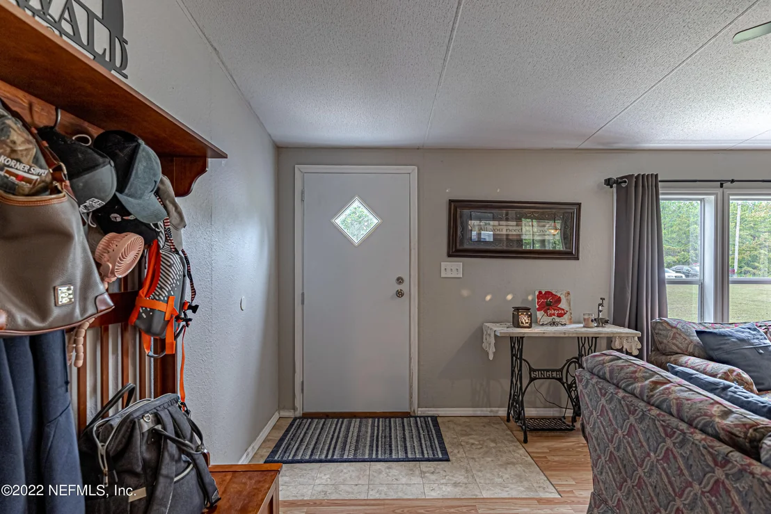 Photo of 28258 TRINITY Lane
