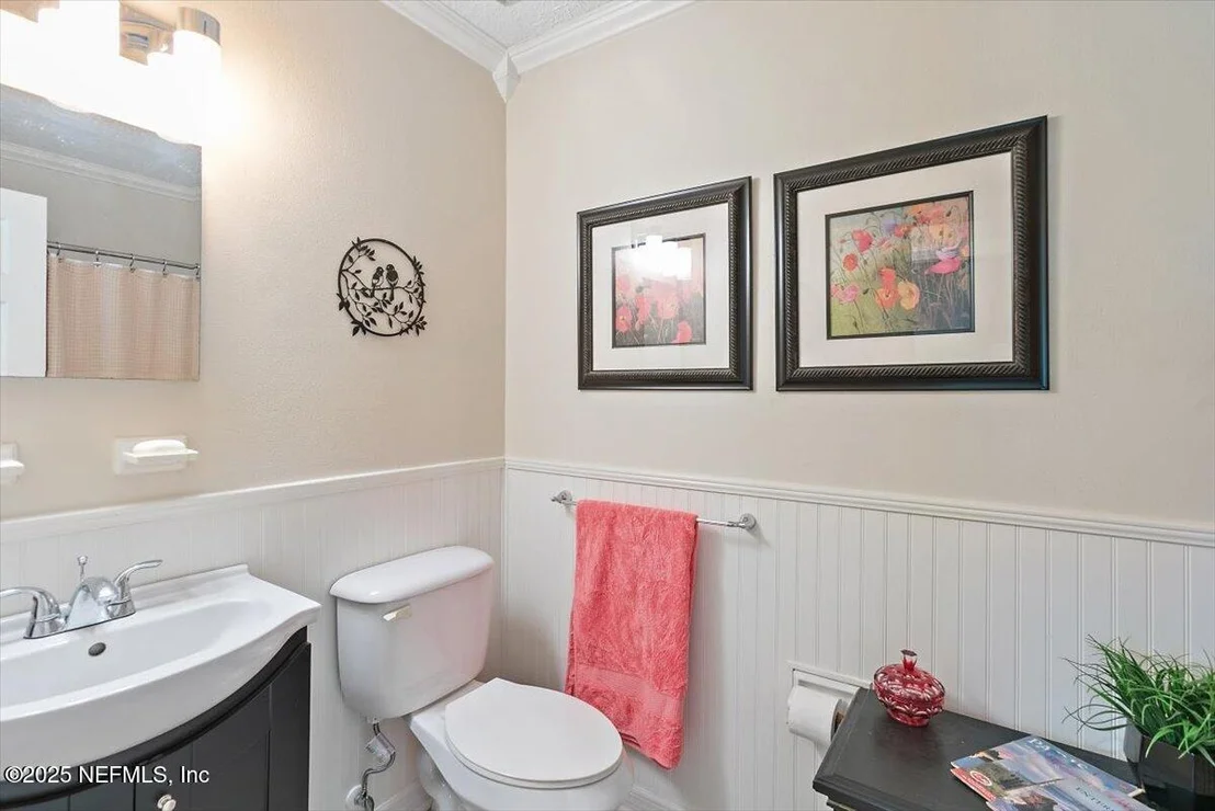 Photo of 10548 HEMMING Road