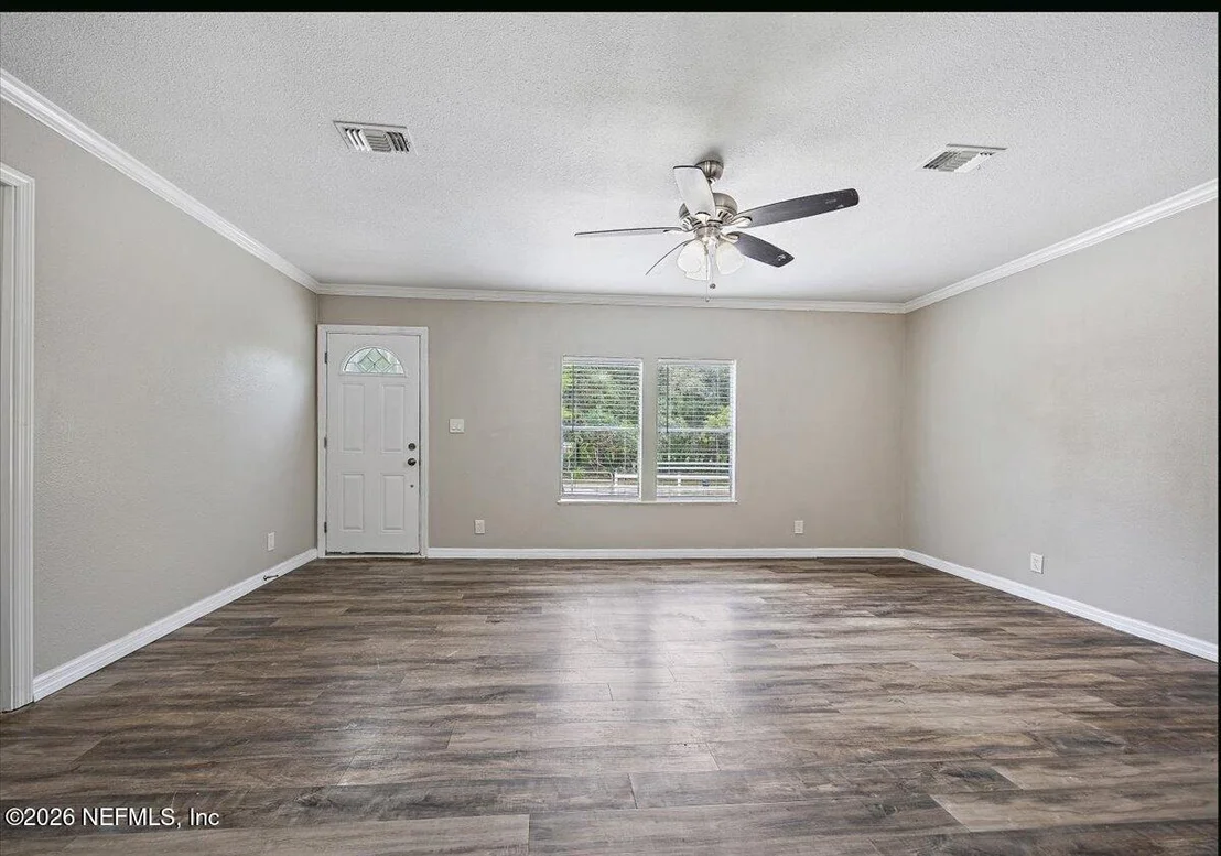 Photo of 101 MC CALL Street