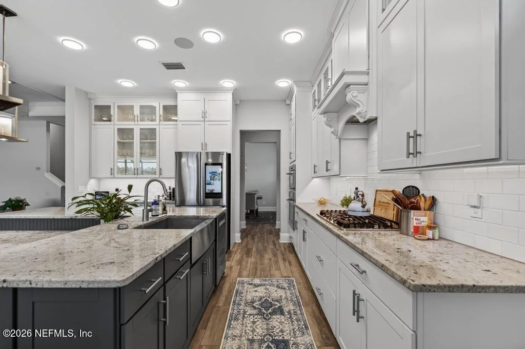 Photo of 660 OUTLOOK Drive