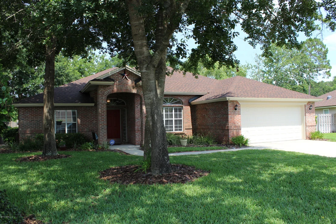 Photo of 408 CRESCENT POND