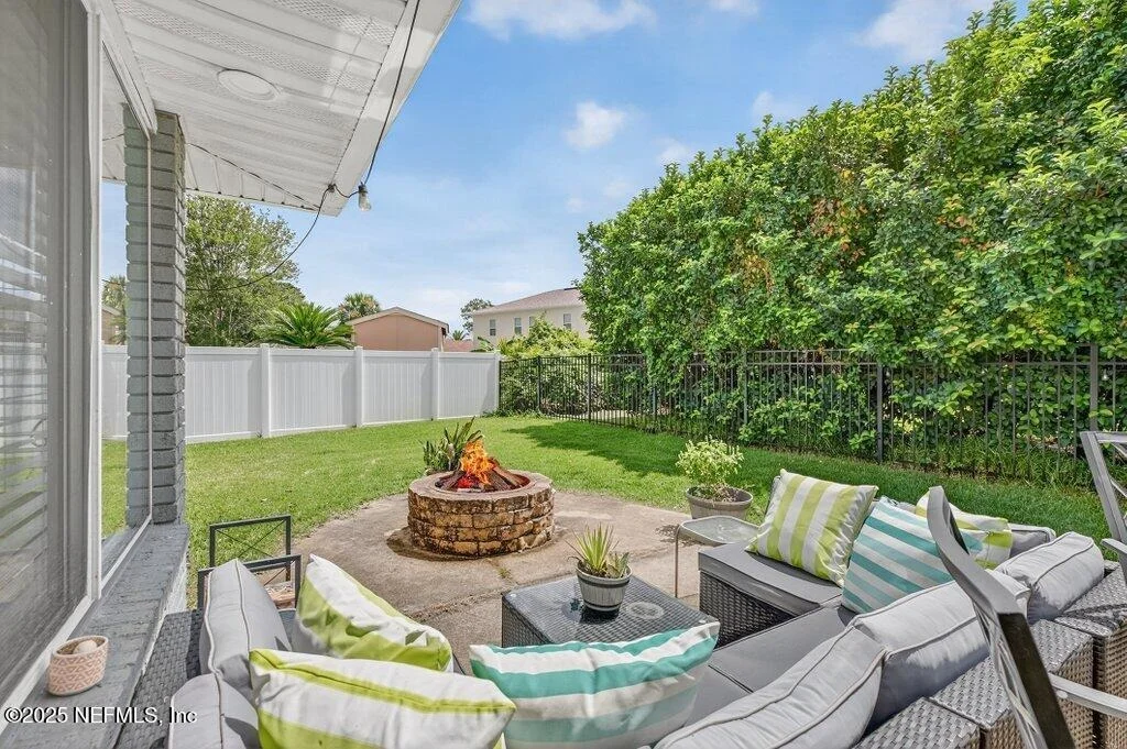 Photo of 7 WINTERBERRY Place