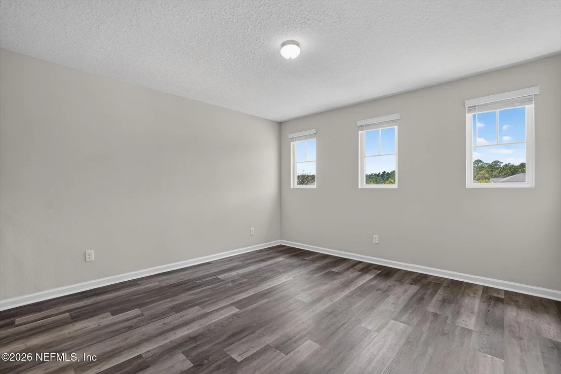 Photo of 4564 PINE RIDGE Parkway