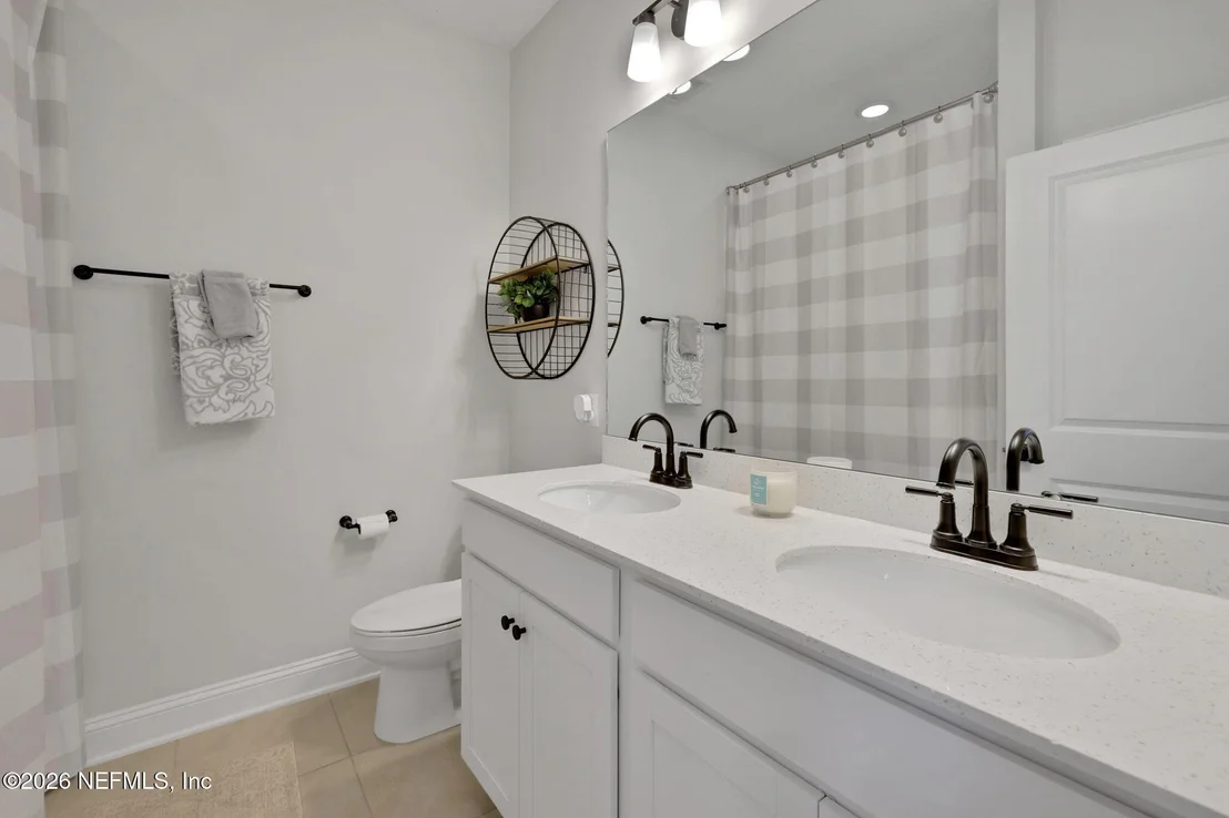 Photo of 431 CAIDEN Drive