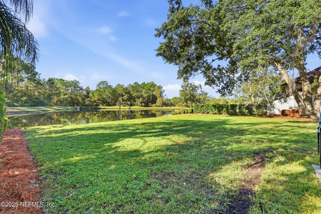 Photo of 537 DANDELION Drive
