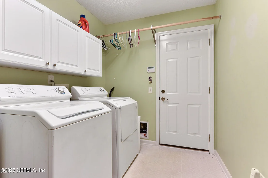 Photo of 4511 MAINMAST Lane