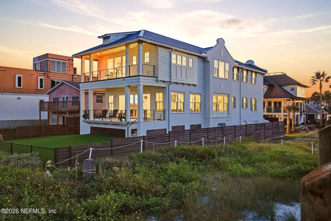 Photo of 3002 OCEAN Drive S