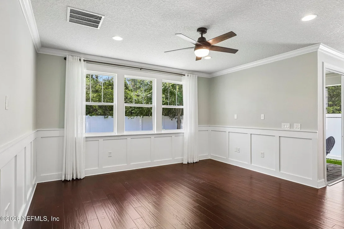Photo of 179 FRONT DOOR Lane
