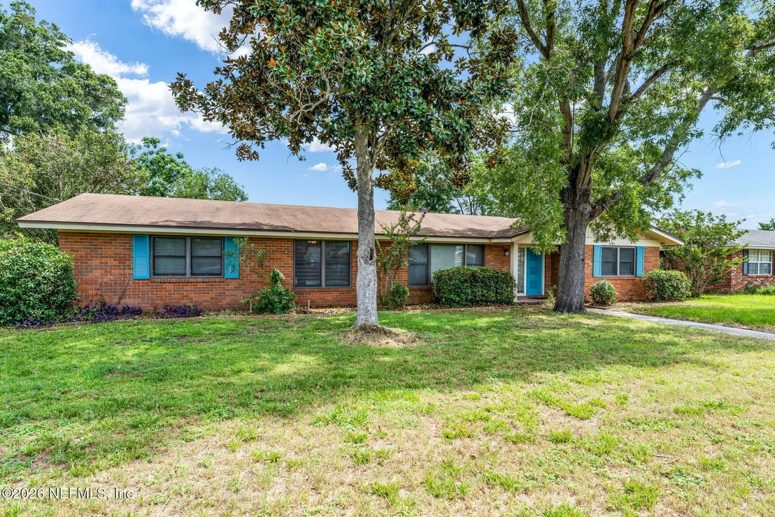 Photo of 7307 MAPLE TREE Drive