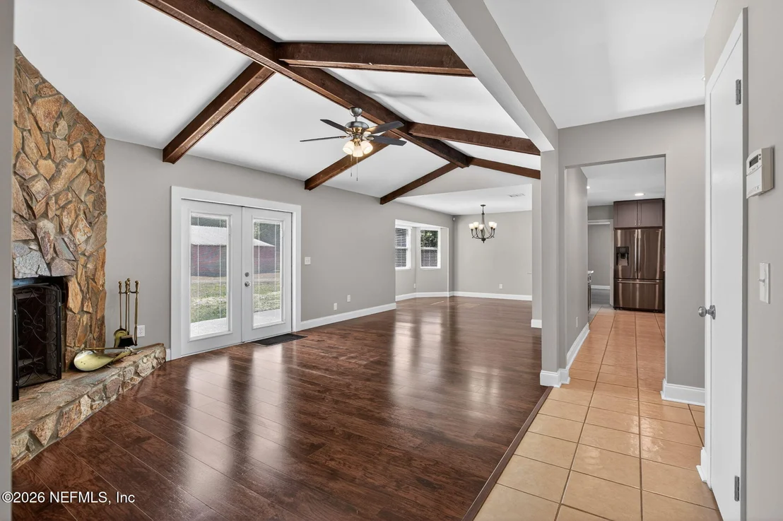 Photo of 8294 COLLINS Road