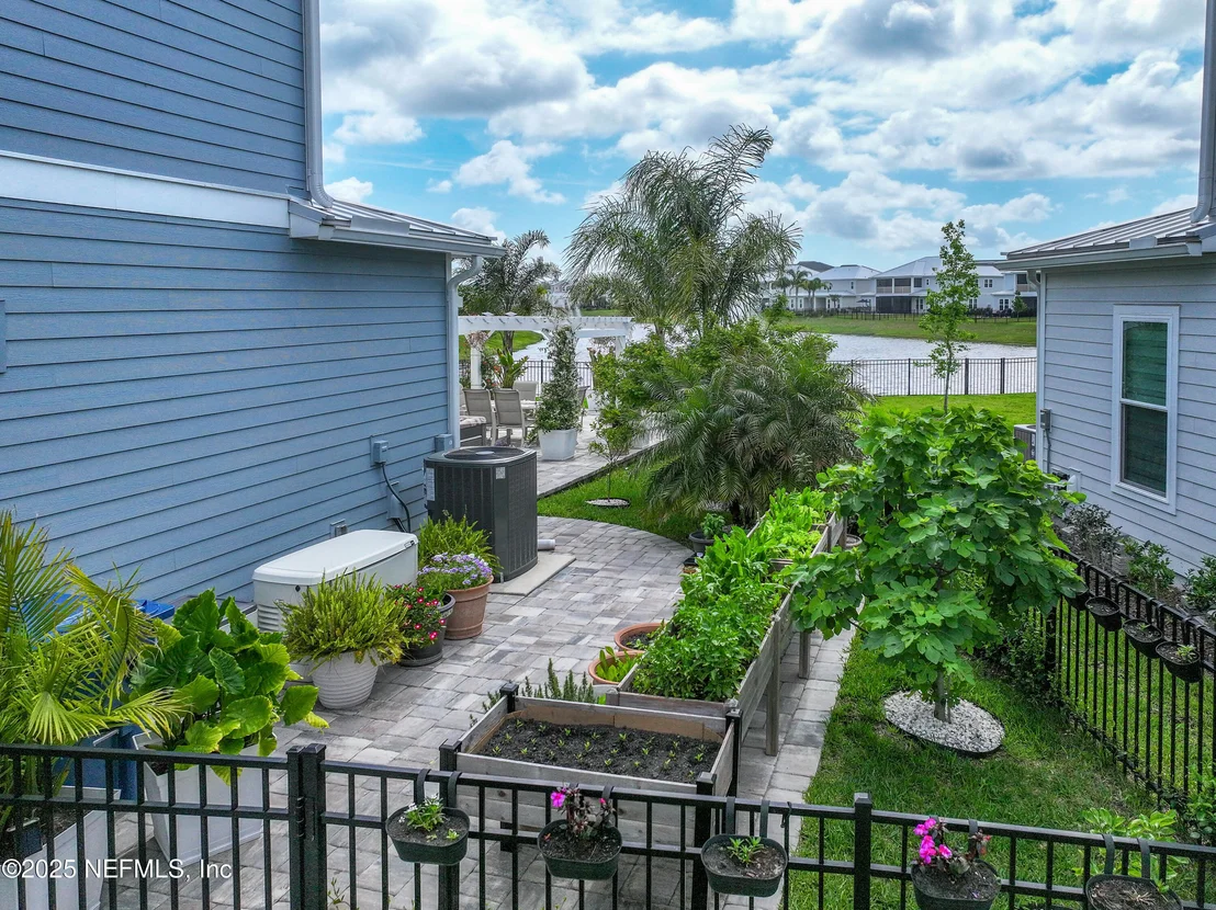 Photo of 560 RUM RUNNER Way