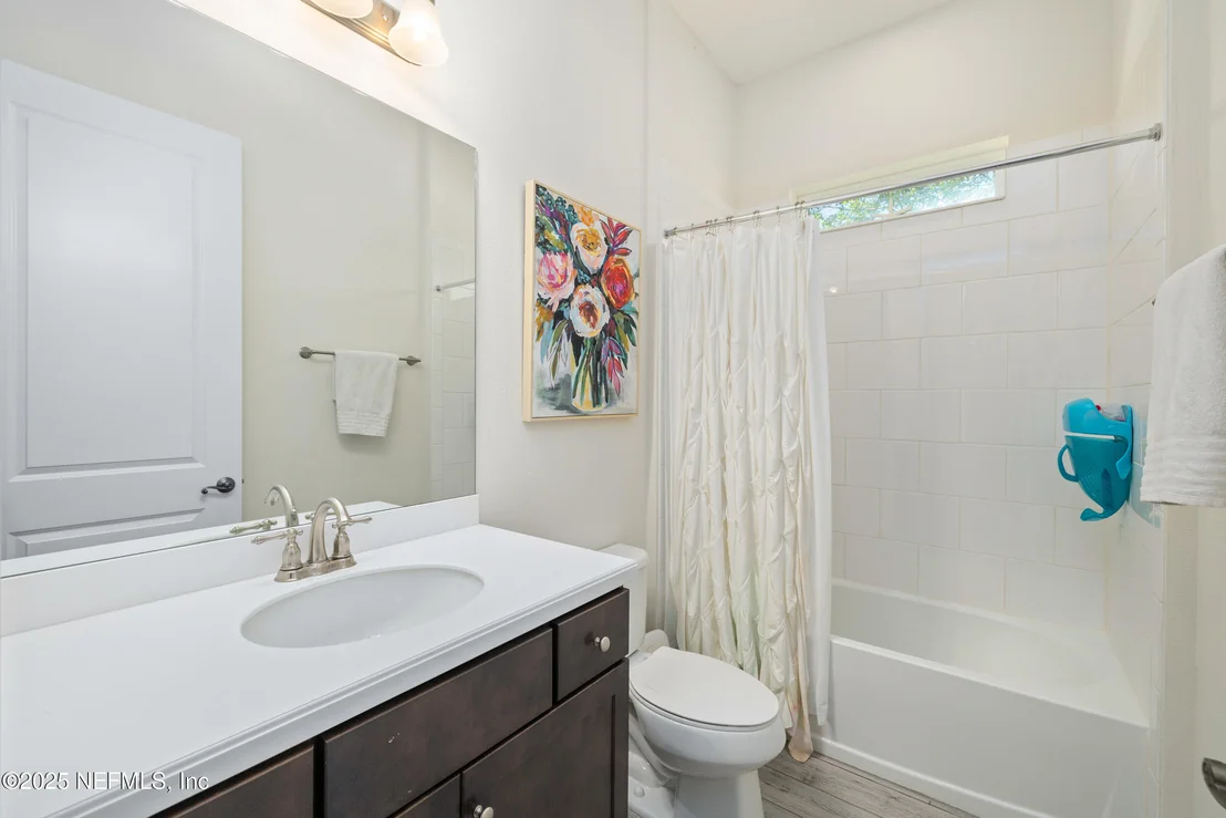 Photo of 162 PARKBLUFF Circle