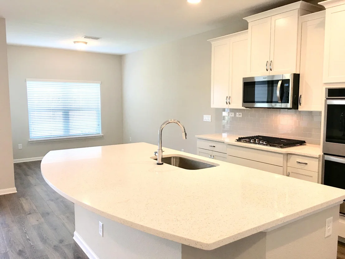 Photo of 222 LOMBARD Way