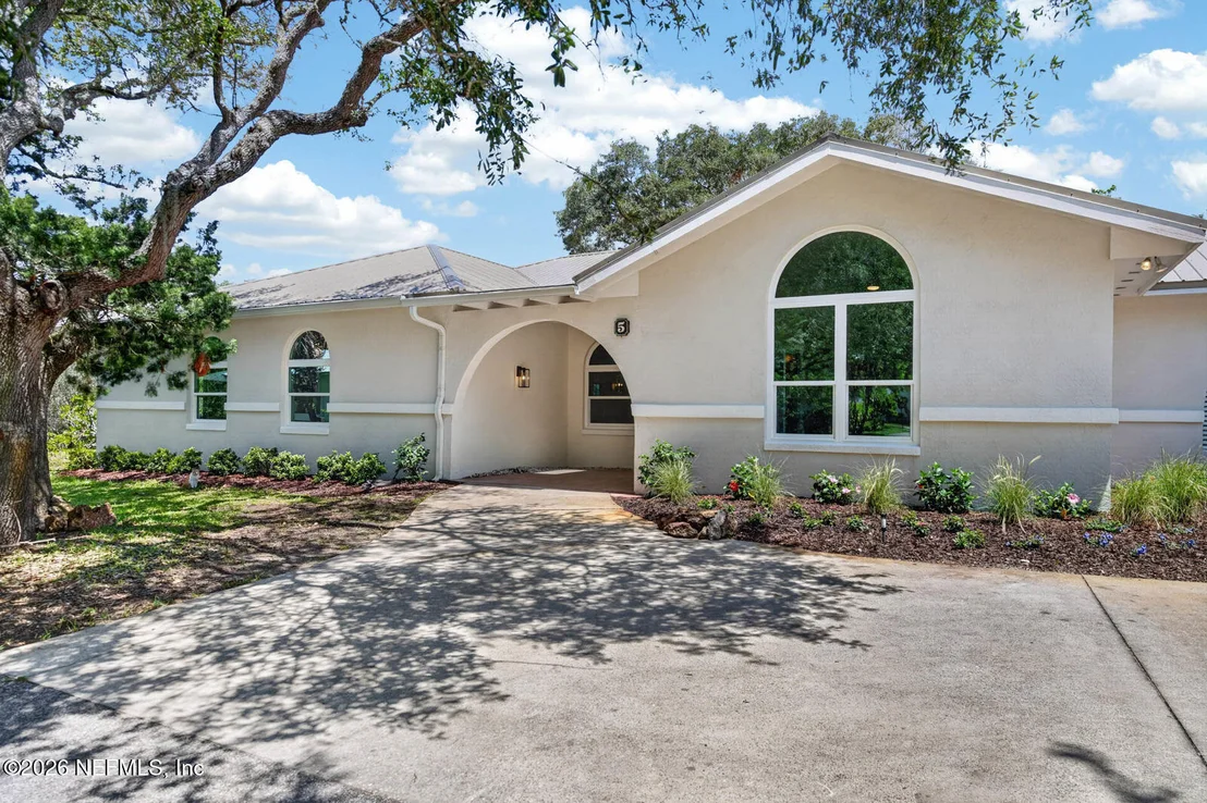 Photo of 5 SANTA MARIA Lane