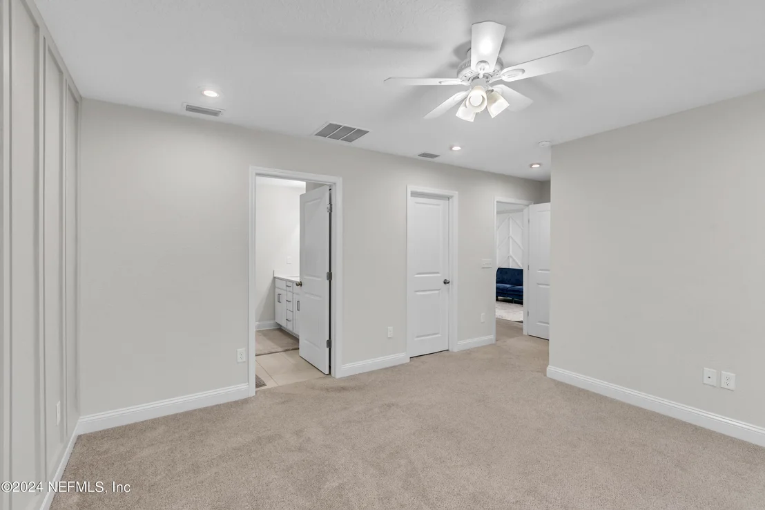Photo of 595 MEADOW CREEK Drive