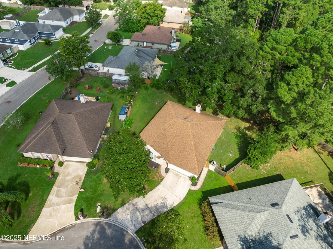 Photo of 7992 DEWARS Court