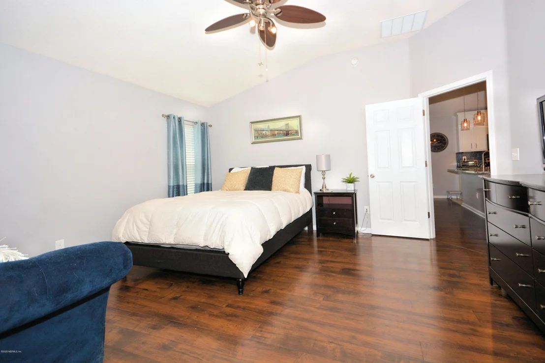 Photo of 49 W TEAGUE BAY Drive