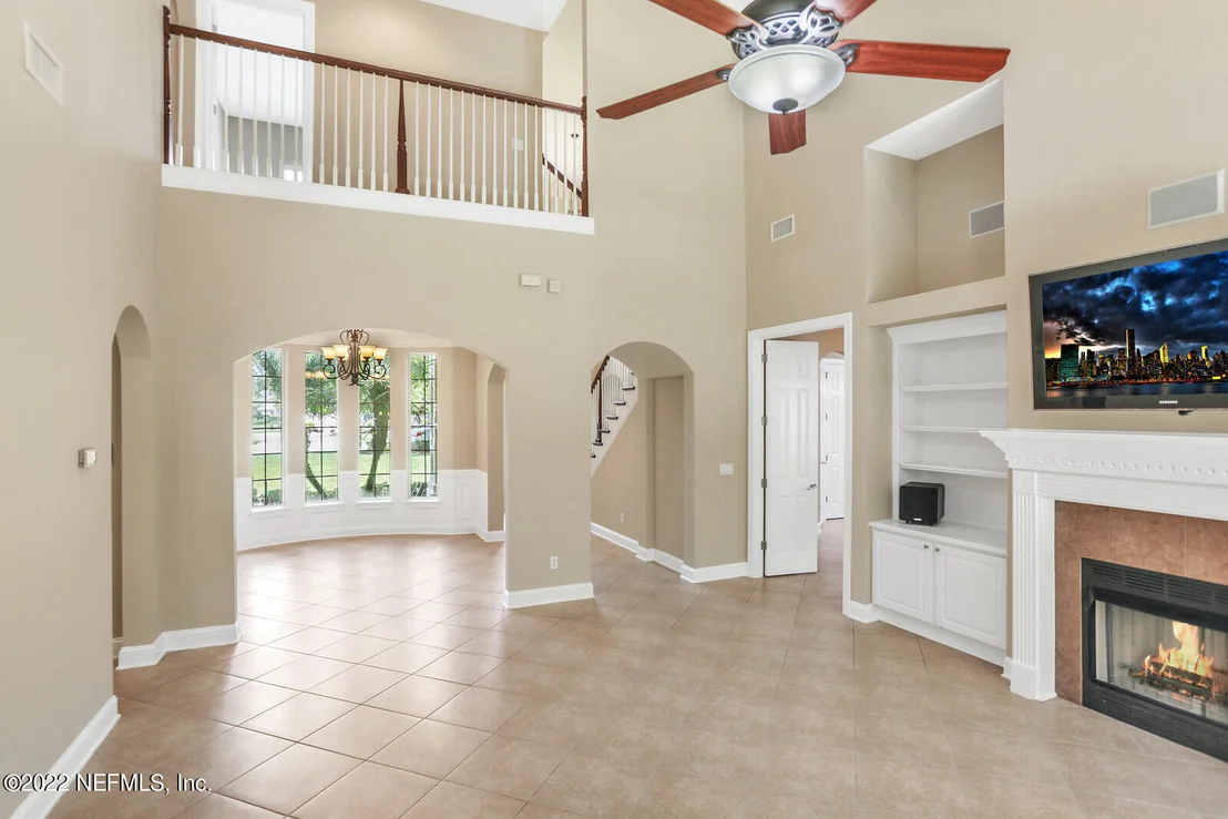 Photo of 275 STONEWELL Drive