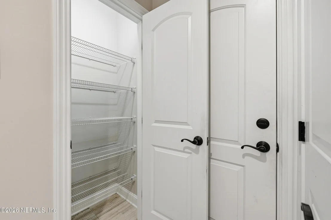 Photo of 382 SELOY Drive