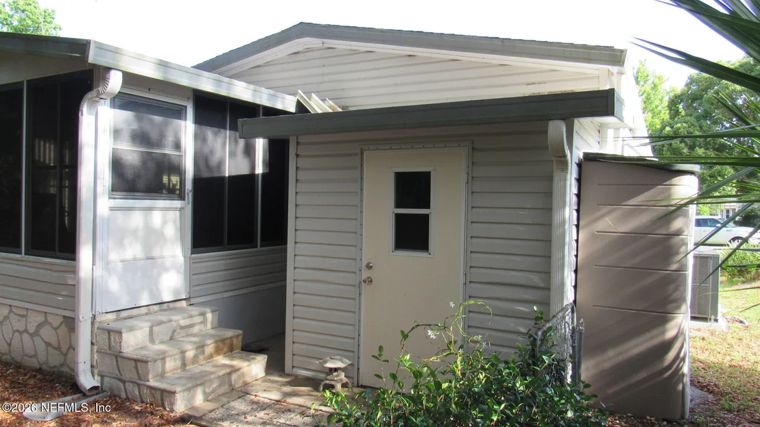 Photo of 2103 STACEY Drive