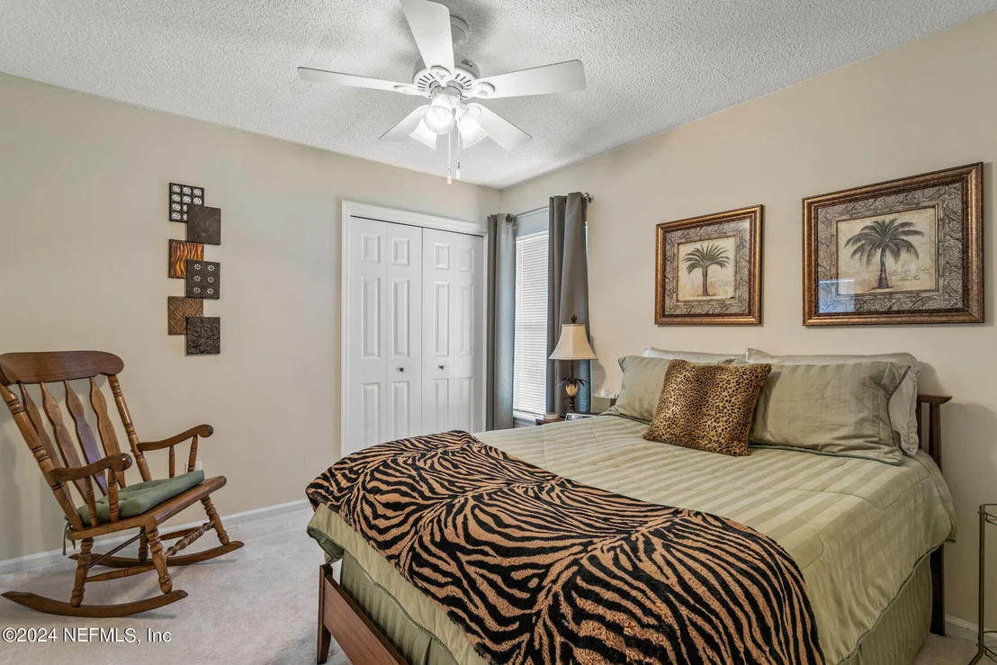 Photo of 128 IVY LAKES Drive